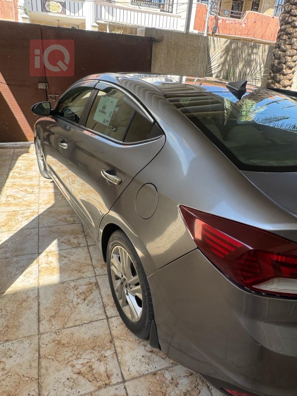 هيونداي النترا